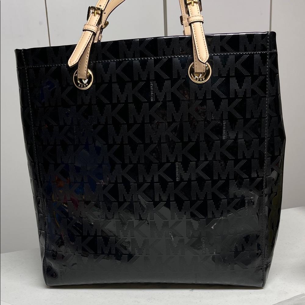 Michael Kors Black Logo Tote Gold Hardware Large Shoulder Bag - Picture 10 of 12